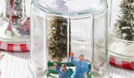 Andernorts steht ein Männlein im Walde. Hier stehen zwei im französischen Marmeladenglas...